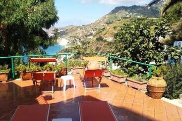 هتل Villa Al Mare