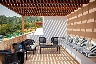 Kythea Resort