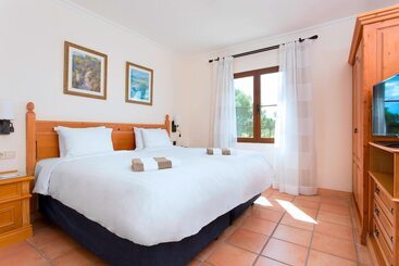 Marriott’s Club Son Antem