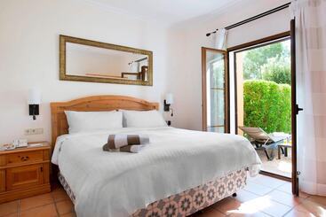 Marriott’s Club Son Antem