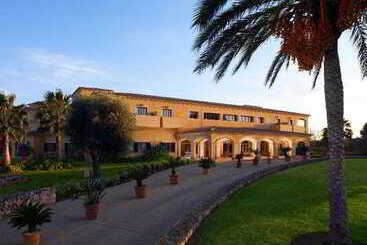 Marriott’s Club Son Antem