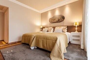 Pine Cliffs Resort