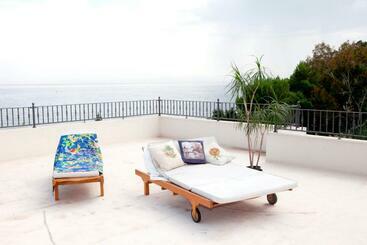 Residence Hotel Baia Portinenti