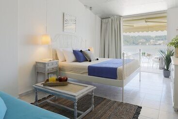 پانسیون Casa Blue Marine