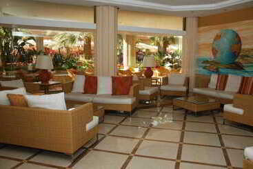Acacia Resort Parco dei Leoni