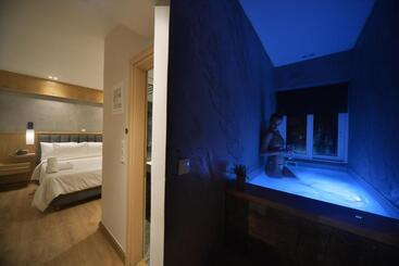 Anixi Hotel By Ap