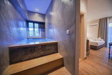 Anixi Hotel By Ap