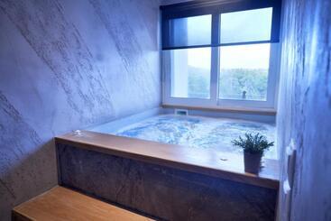 Anixi Hotel By Ap
