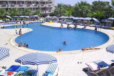 Aska Bayview Resort – All Inclusive