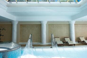 Grecotel Marine Palace & Aqua Park, Lifestyle All In Resort