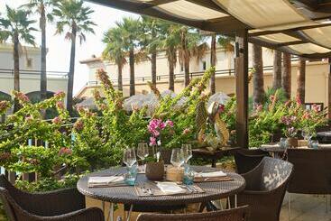 Grecotel Marine Palace & Aqua Park, Lifestyle All In Resort