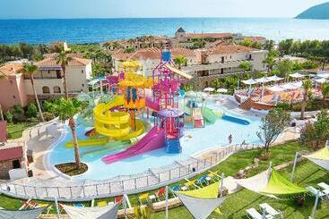 Grecotel Marine Palace & Aqua Park, Lifestyle All In Resort