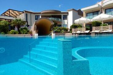 Alexandra Golden Boutique Hotel Adults Only