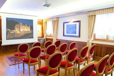 هتل Alpen Suite