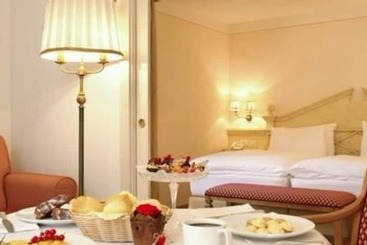 هتل Alpen Suite
