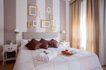 هتل Ares Milano