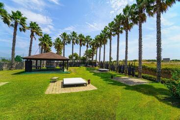 酒店 Amareclub Baia Dei Turchi Resort   Adults Only