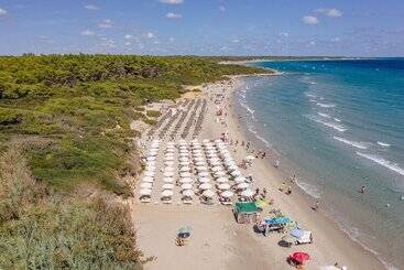 酒店 Amareclub Baia Dei Turchi Resort   Adults Only