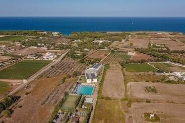 酒店 Amareclub Baia Dei Turchi Resort   Adults Only