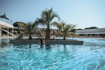 هتل Belambra Clubs Port Camargue   Les Salins