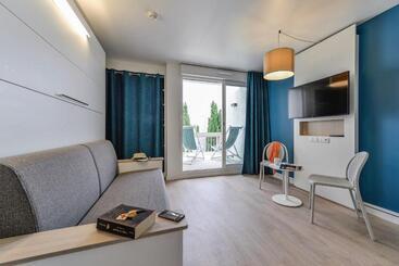 هتل Belambra Clubs Port Camargue   Les Salins
