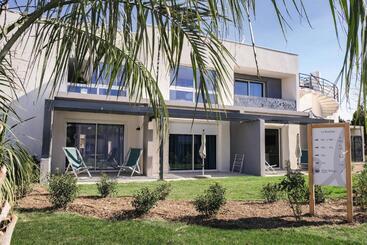 هتل Belambra Clubs Port Camargue   Les Salins