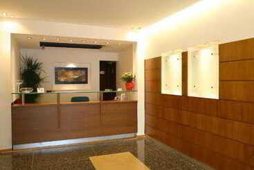 Blue Sea Hotel Alimos