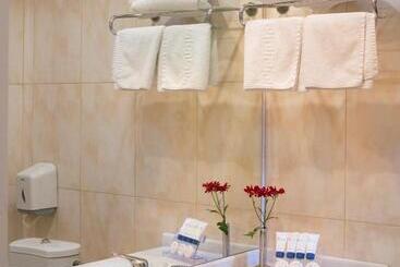 Blue Sea Hotel Alimos
