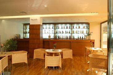 Blue Sea Hotel Alimos