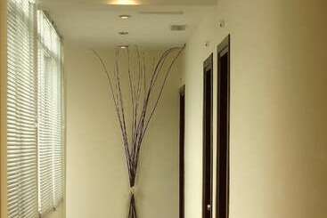 Blue Sea Hotel Alimos