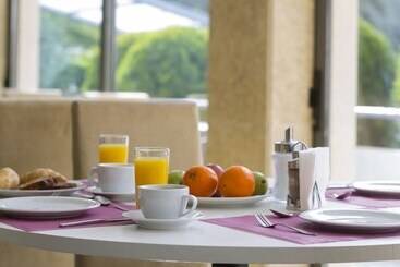 Blue Sea Hotel Alimos