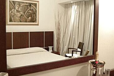 Blue Sea Hotel Alimos