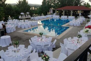 هتل αchillion Grevena