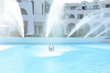 هتل Club Palm Azur Families And Couples
