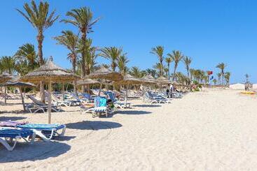 هتل Club Palm Azur Families And Couples