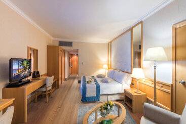 هتل Constantinou Bros Asimina Suites