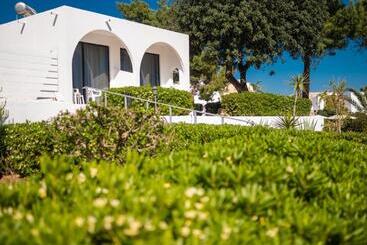 هتل Ellia Resort
