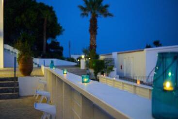 هتل Ellia Resort