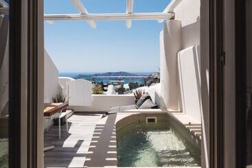 هتل Altana Heritage Suites