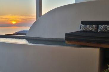 هتل Altana Heritage Suites