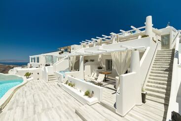 هتل Altana Heritage Suites