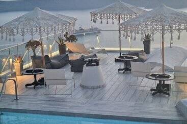 هتل Altana Heritage Suites