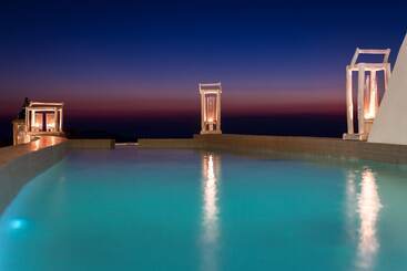 هتل Altana Heritage Suites