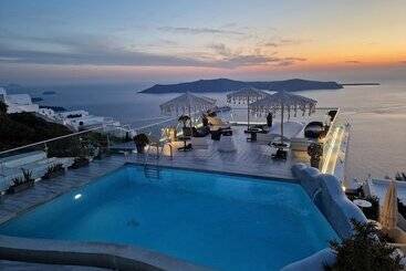 هتل Altana Heritage Suites
