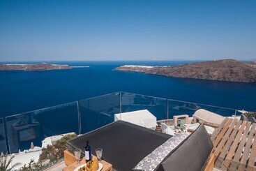 هتل Altana Heritage Suites