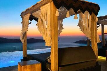 هتل Altana Heritage Suites