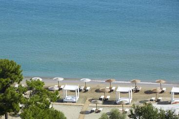 Lindos Blu Luxury Hotel Adults Only
