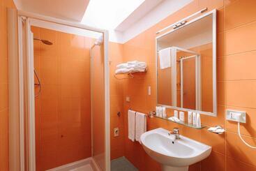 هتل Nicolaus Club Magna Grecia