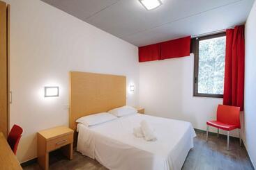 هتل Nicolaus Club Magna Grecia