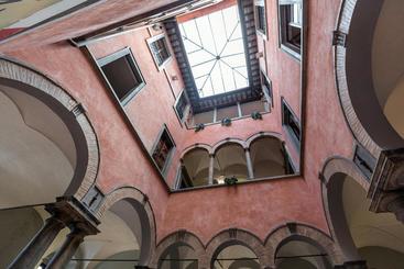 هتل Palazzo Servanzi Confidati